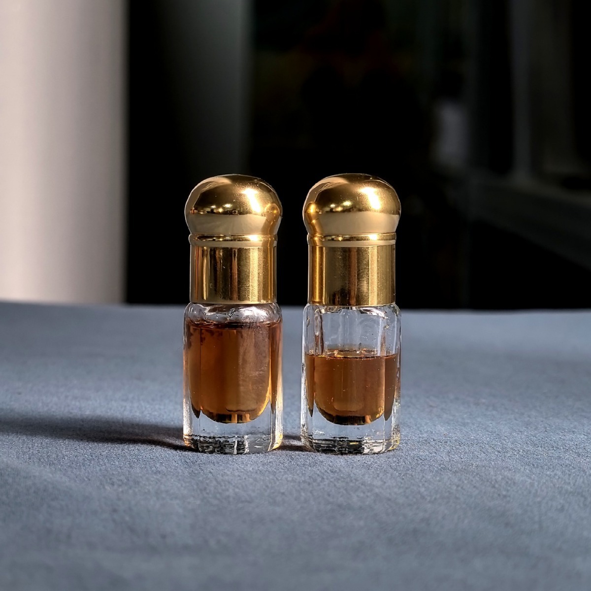 Natural puro Agarwood óleo ess - Sandalwood Perfume Oil avaliação e preço